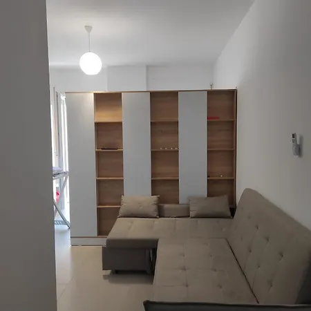 アパート Seaside Serenity Lezhë